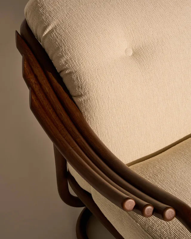 Poltrona Tria Lounge Chair - Fully Upholstered