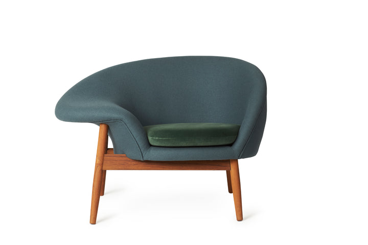 Fried Egg Lounge Chair - Warm Nordic - Chairs - Hero 991/Ritz 6381 - Left - Facing - HORNE
