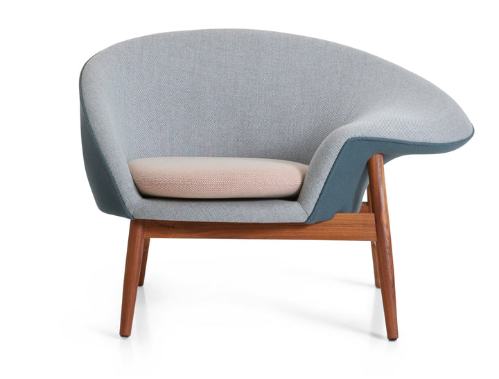Fried Egg Lounge Chair - Warm Nordic - Chairs - Hero 991/Rewool 828/Merit 034 - Right - Facing - HORNE