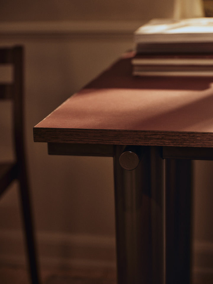 Atura Dining Table - 160 x 90 - Dark Chocolate/Burgundy Linoleum