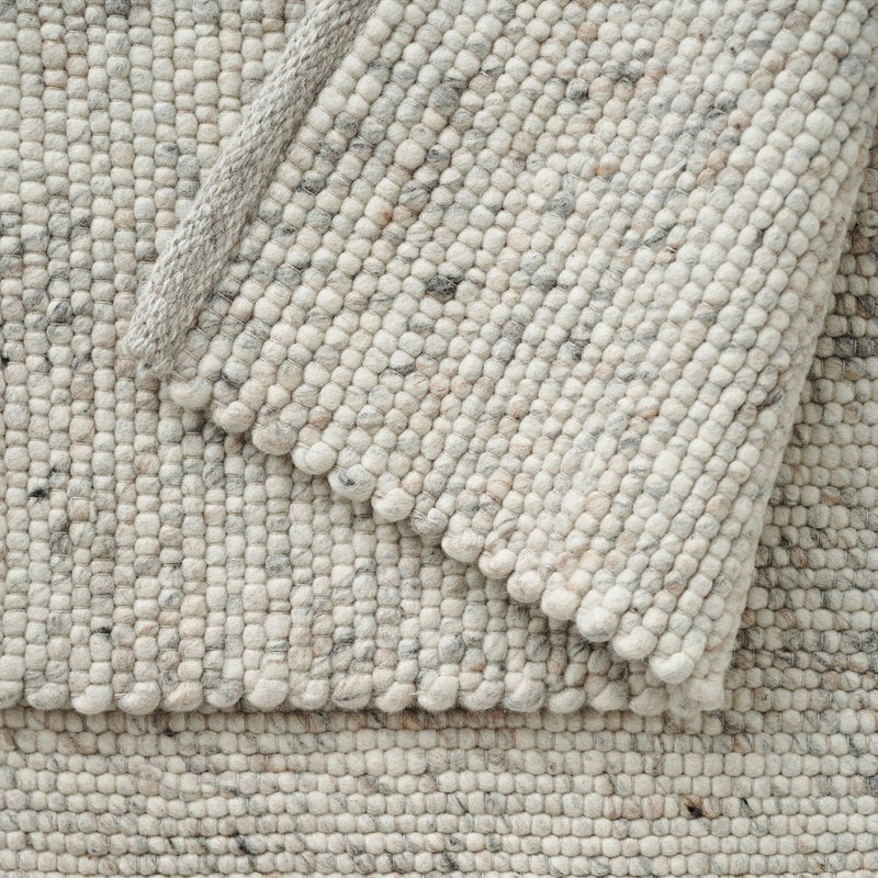 Agner rug in Beige 170x240 (5.6' x 7.9')
