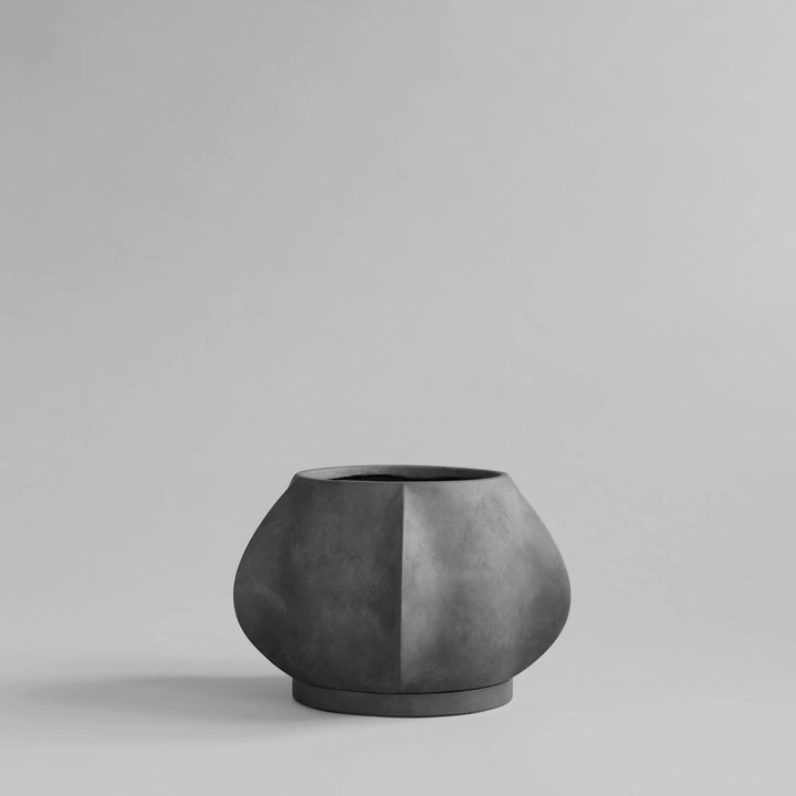 Arket Plant Pot - 101 Copenhagen Vases - Mini - Dark Grey - HORNE