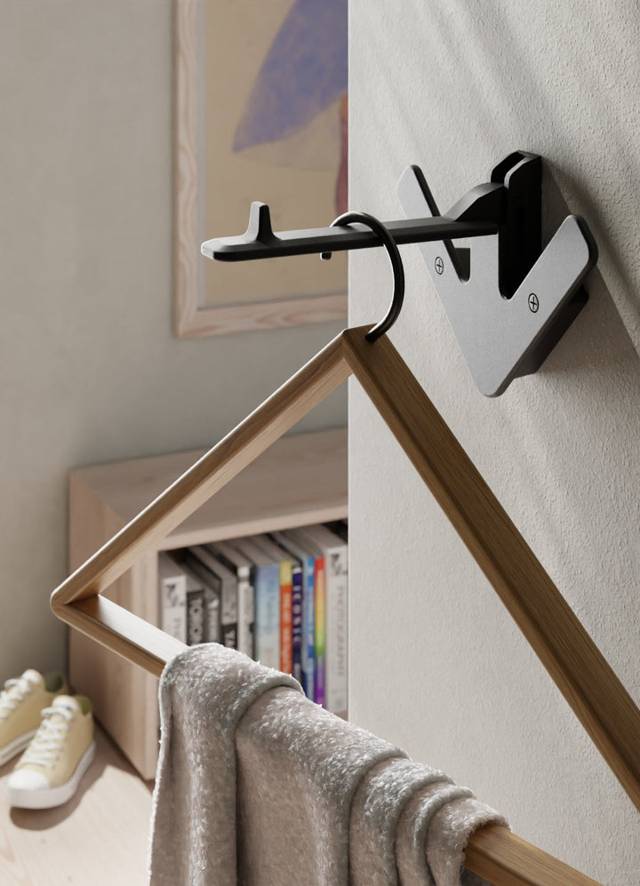Arrow Hanger - Design House Stockholm Hooks, Racks & Coat Stands - Black - HORNE