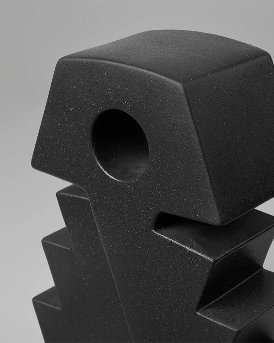 Attitude Sculpture - Kristina Dam - HORNE