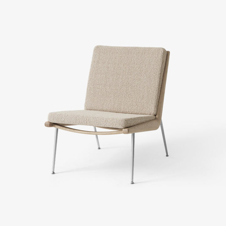 Boomerang Lounge Chair - Oiled Oak w/ Stainless Steel - &Tradition Chairs - Karakorum 003 - HORNE