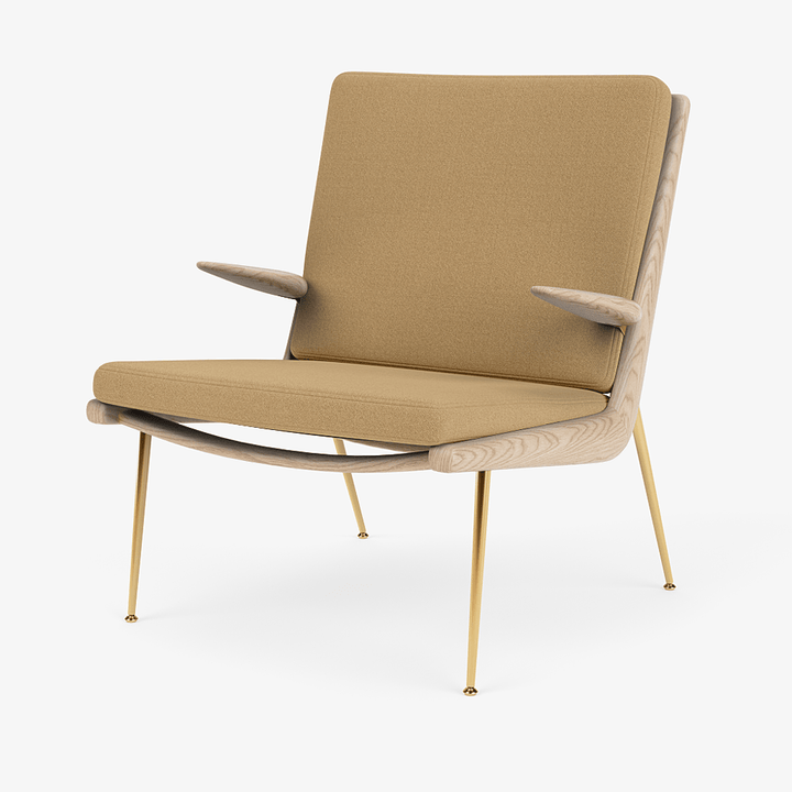 Boomerang Lounge Chair w/ Armrest - Oiled Oak w/ Brass - &Tradition Chairs - Vidar 0333 - HORNE