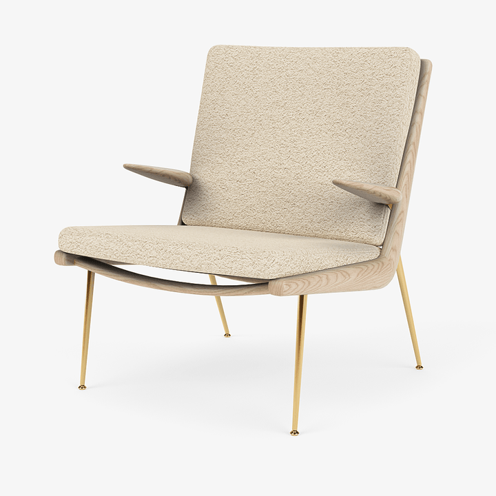 Boomerang Lounge Chair w/ Armrest - Oiled Oak w/ Brass - &Tradition Chairs - Karakorum 001 - HORNE