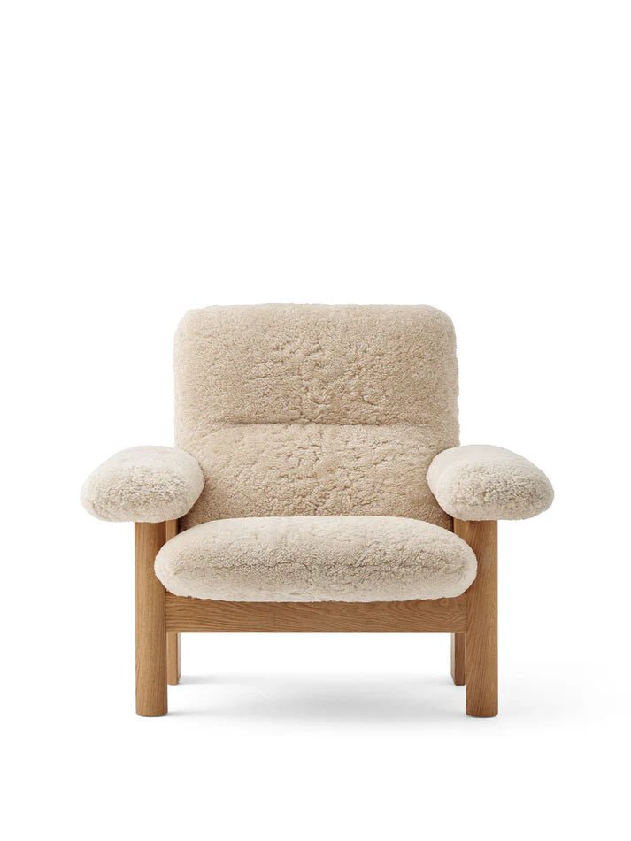Brasilia Lounge Chair - Sheepskin - Audo Copenhagen Chairs - Nature - Natural Oak - HORNE