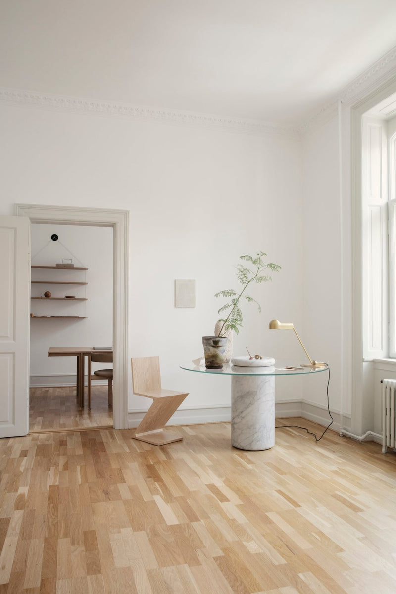 Castore Dining Table - Karakter Dining Tables - Bianco Carrara / Clear Glass - HORNE