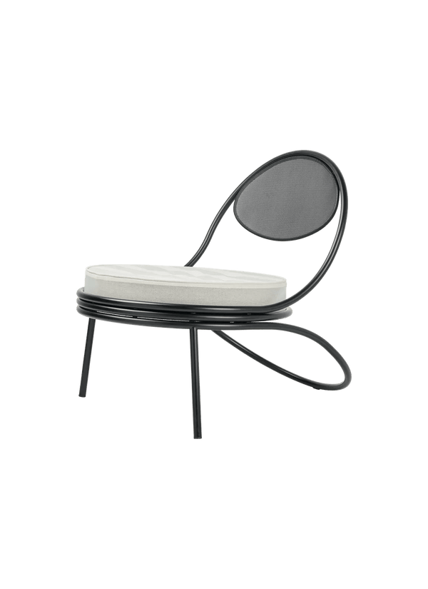 Copacabana Lounge Chair - Gubi Chairs - Black Semi Matt - Group A - HORNE