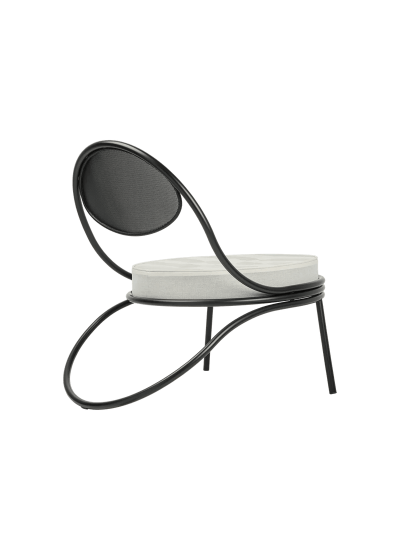 Copacabana Lounge Chair - Gubi Chairs - Black Semi Matt - Group A - HORNE