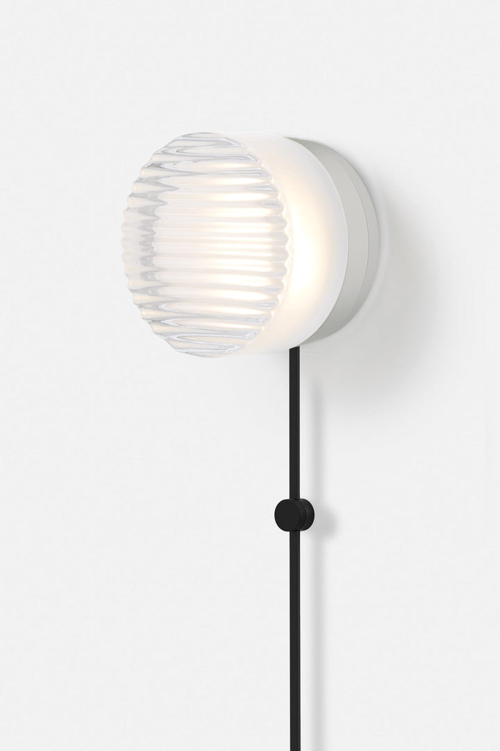 Crisp Corded - RBW Lighting - Frosted Interior - 2700K (warm white) - Corded Plug - in (Bottom) / 120V Input - HORNE
