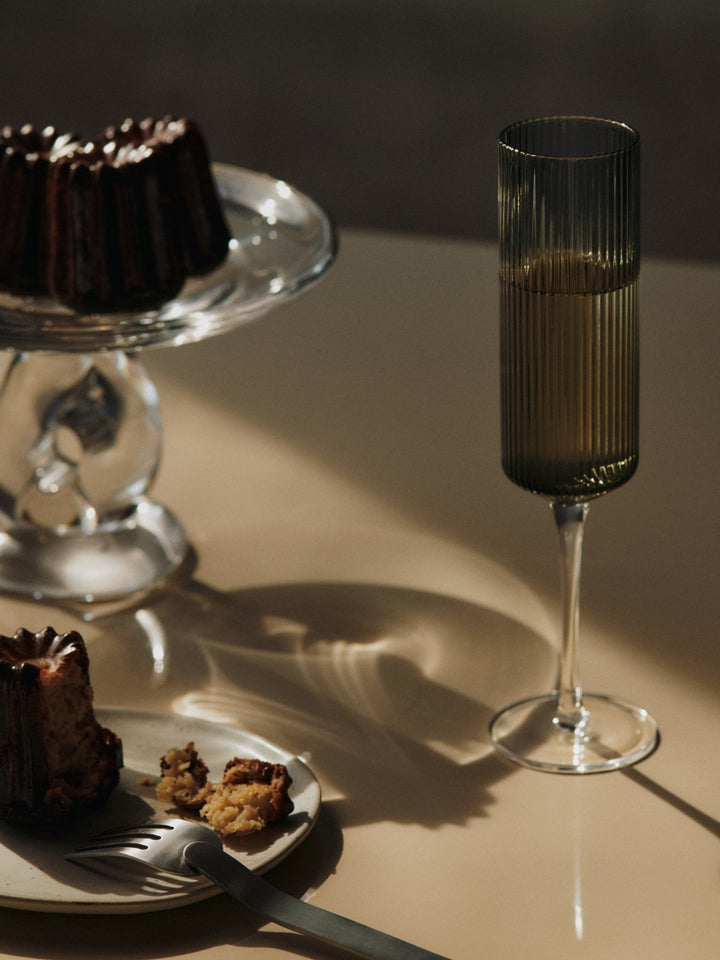 Damo Glass Centrepiece - Ø21 - Ferm Living Serveware - Clear - HORNE