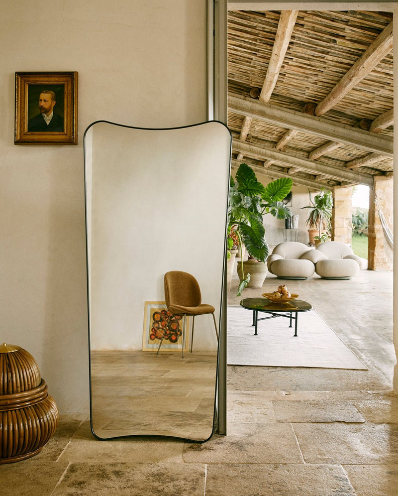 F.A. 33 Wall Mirror - Gubi Mirrors - 54 x 80 cm - HORNE