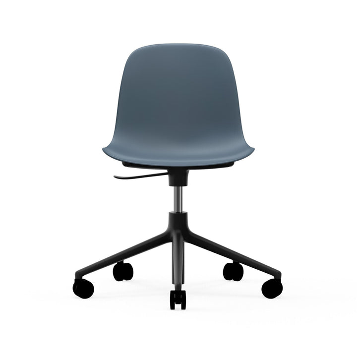 Form Chair Swivel 5W Gas Lift Aluminum - Normann Copenhagen Swivel Chairs - Form Chair Swivel 5W Gas Lift Black Alu - Bright Blue - HORNE