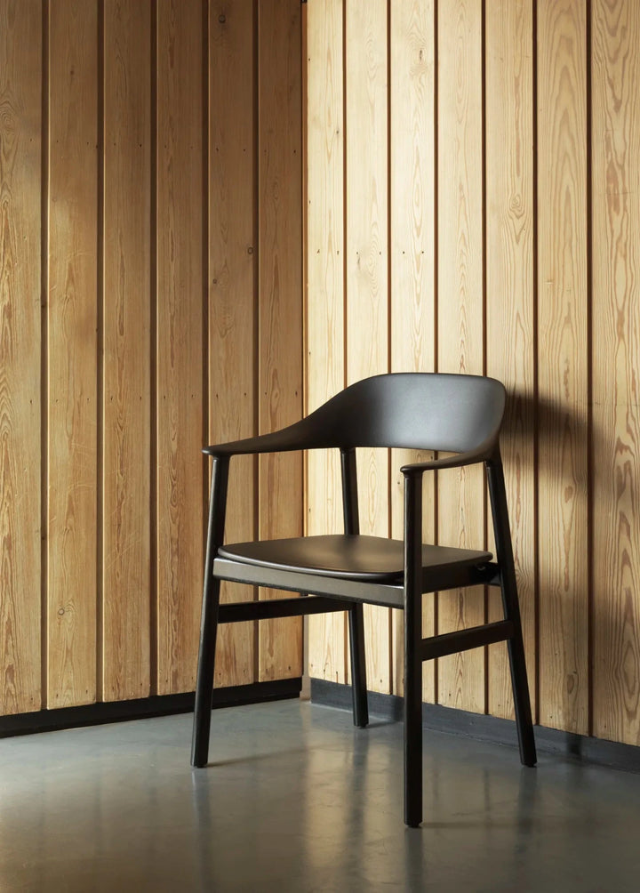 Herit Armchair - Normann Copenhagen Dining Chairs - Herit Armchair Smoked Oak - Sand - HORNE