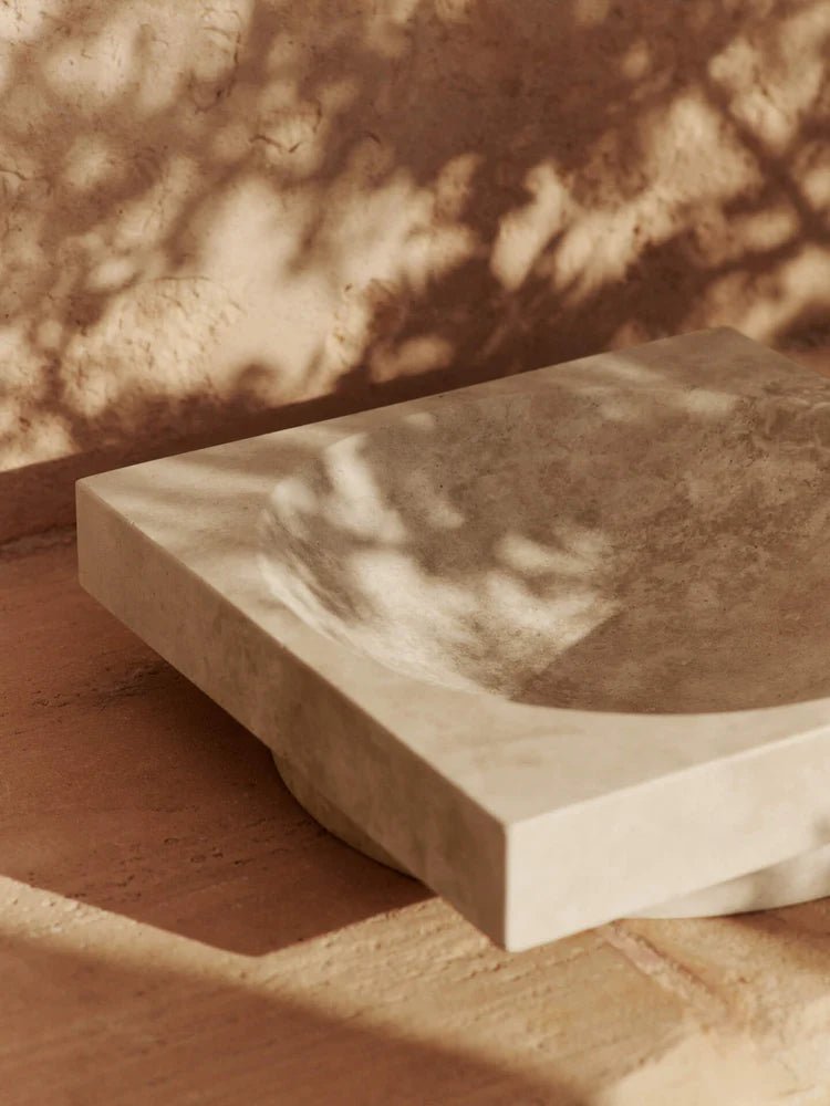 Hew Centrepiece - Ferm Living Serveware - Low - HORNE