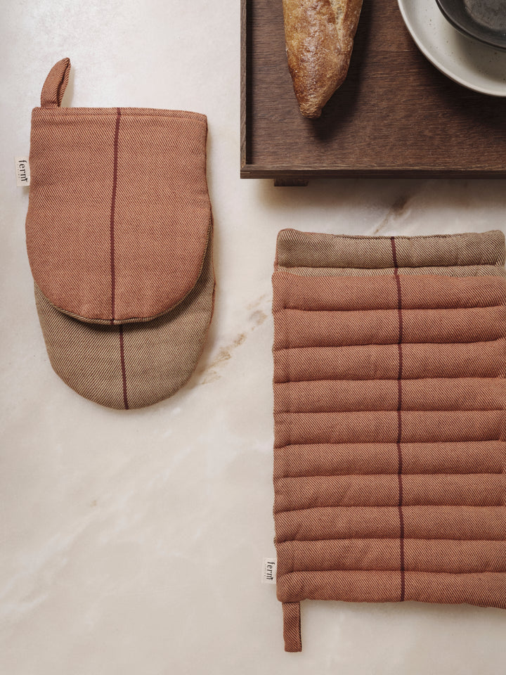 Ito Pot Holder - Set of 2 - Ferm Living - Kitchen Tools - Seaweed - HORNE