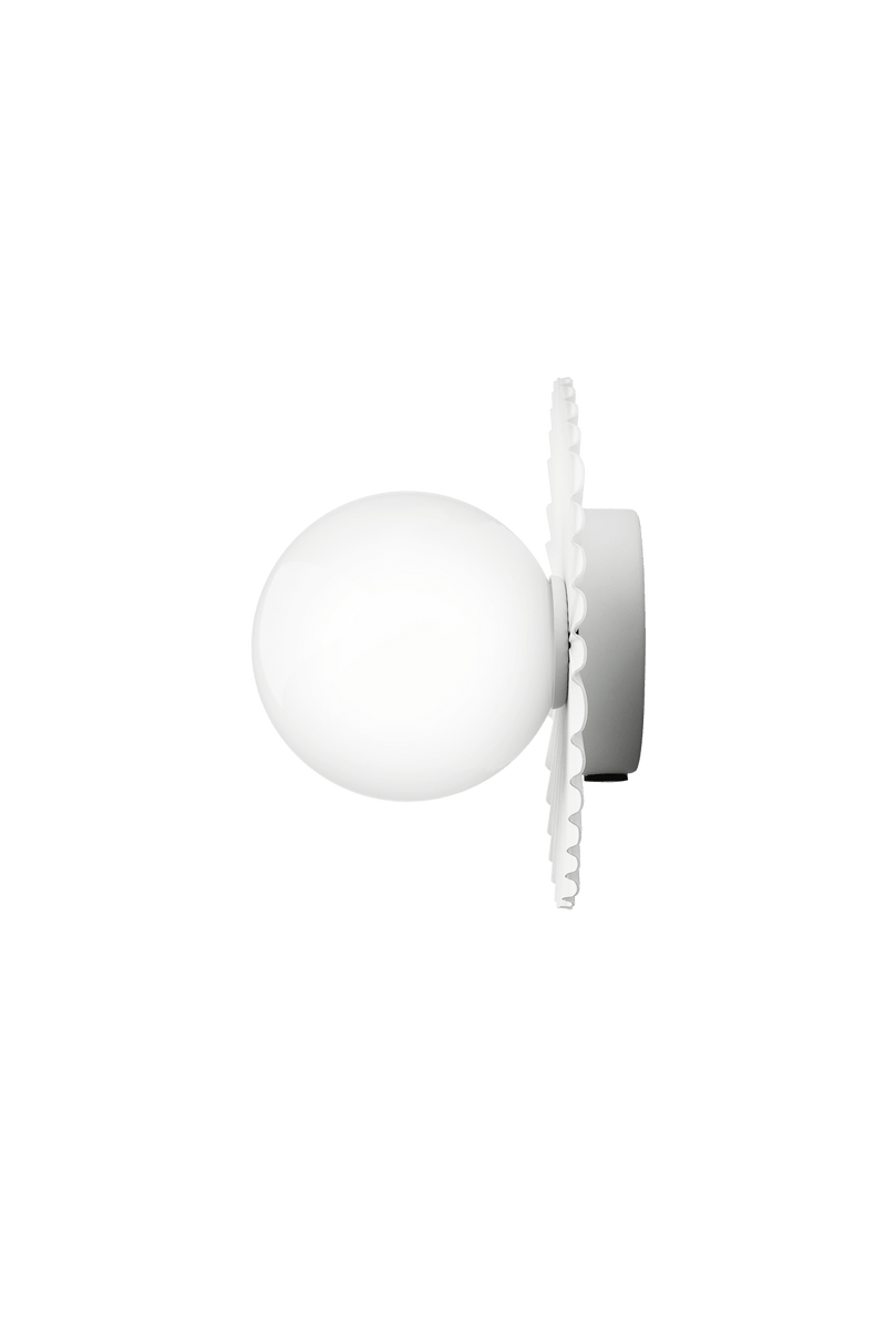 Liila Muuse Wall/Ceiling Lamp - Nuura Wall/Ceiling Lights - Small - Nordic Gold / Opal - HORNE