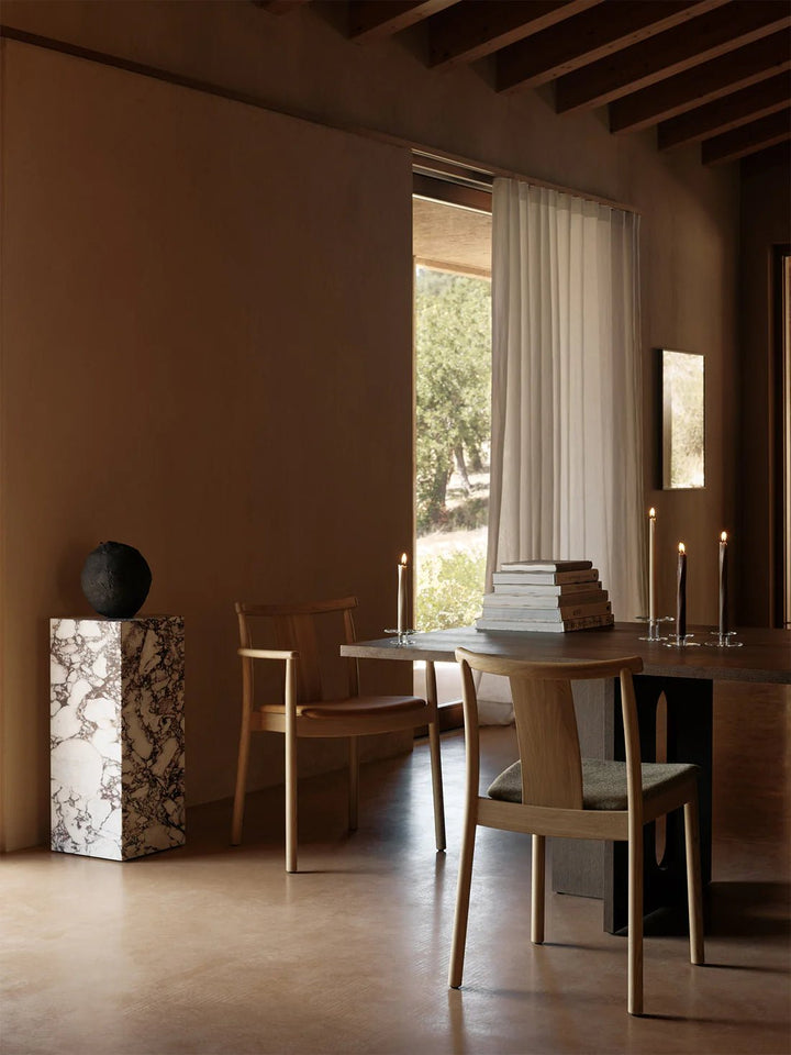 Merkur Dining Chair - Without Armrests - Audo Copenhagen Chairs - Black Oak - Hallingdal 65 0370 - HORNE