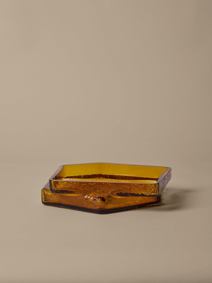 Muro Centrepiece - Ferm Living Serveware - Recycled Amber - HORNE