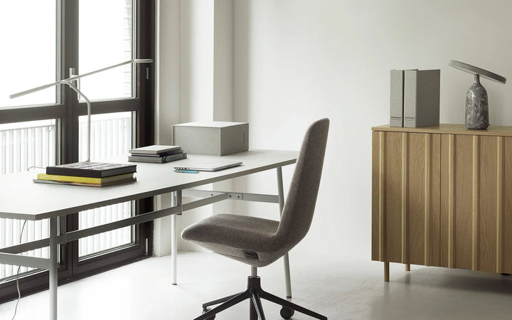 Off Chair Low 5W Gas Lift With Cushion - Normann Copenhagen Swivel Chairs - Off Chair Low 5W Gas Lift Black Alu With Cushion - Ultra Leather - 41599 Black - HORNE