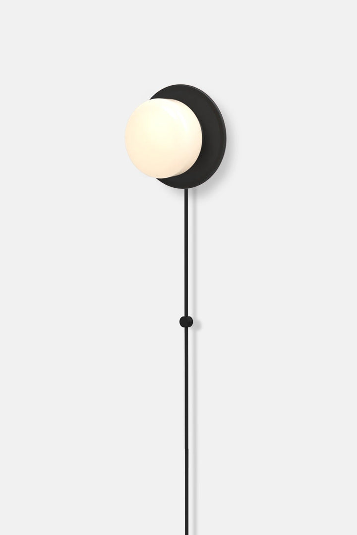 Pastille 1 Disc Corded - Droplet - RBW Lighting - Matte Black - 2700K (warm white) - Corded Plug - in (Bottom) / 120V Input - HORNE