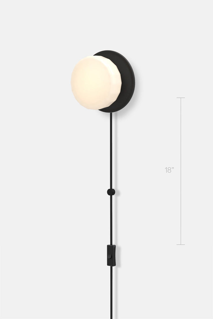 Pastille 1 Disc Corded - Faceted - RBW Lighting - Matte Black - 2700K (warm white) - Corded Plug - in (Bottom) w. Toggle Switch / 120V Input - HORNE