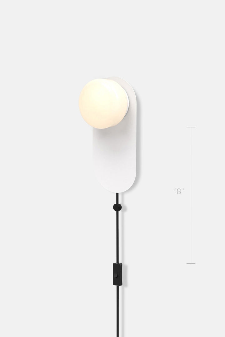 Pastille 1 Wayfind Corded - Droplet - RBW Lighting - Matte White - 2700K (warm white) - Corded Plug - in (Bottom) w. Toggle Switch / 120V Input - HORNE