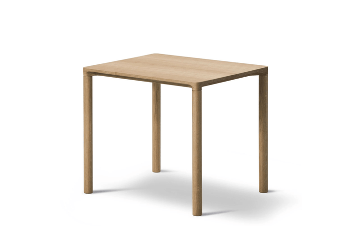 Piloti Side Table - Model 6705 - Fredericia Tables - Short - Oak Lacquered - HORNE