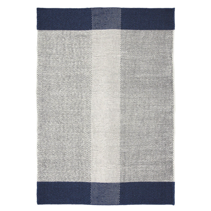 Pomezia rug in Pomezia Blue 170x240 (5.6' x 7.9')
