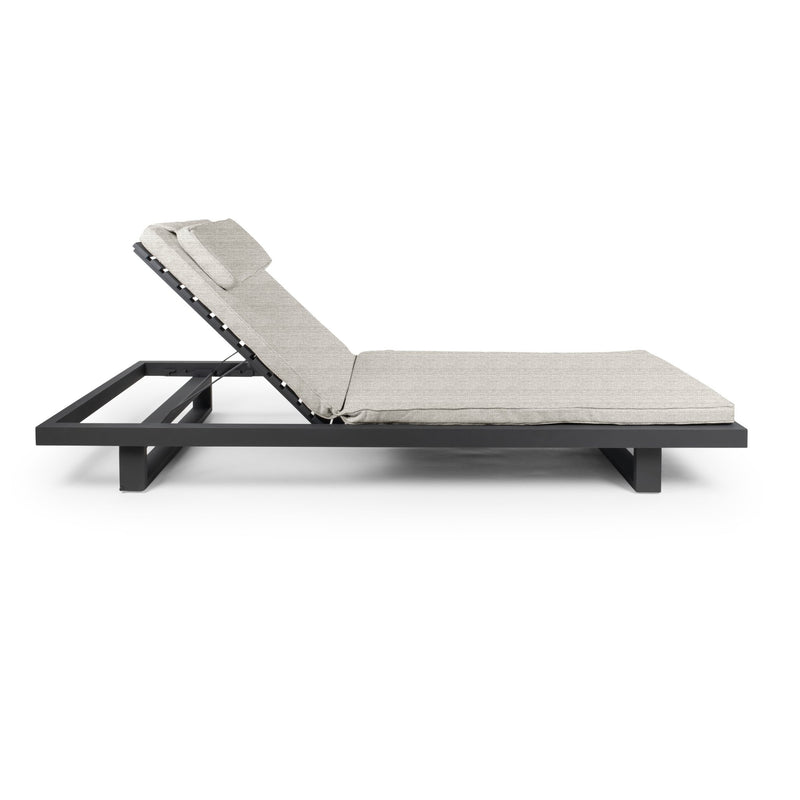 Ravello Sun Lounger - BETACO Chairs - Black Aluminum / Teak - HORNE