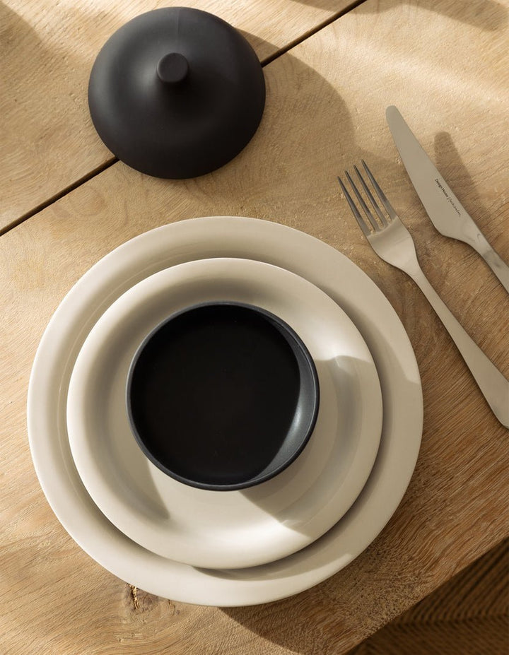 Sand Plate - Design House Stockholm Serveware - Small - HORNE