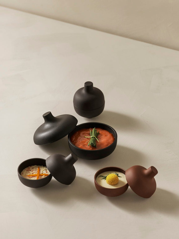 Sand Secret Bowl W Lid - Design House Stockholm Serveware - Black clay - Medium - HORNE