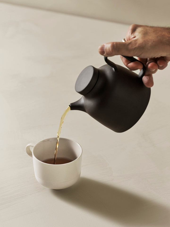 Sand Secret Tea Pot Inc. Tea Strainer - Design House Stockholm Coffee + Tea - Red clay - HORNE
