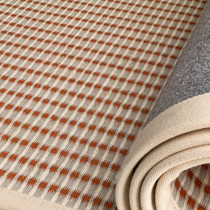 Shuttle Rug - Karakter Rugs - Light Grey - HORNE