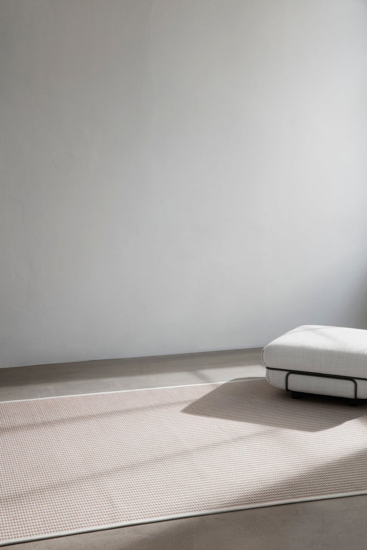 Shuttle Rug - Karakter Rugs - Light Grey - HORNE