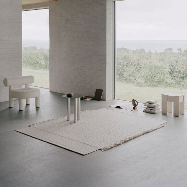 Silent Path rug in Ivory 200x300 (6.6' x 9.8')