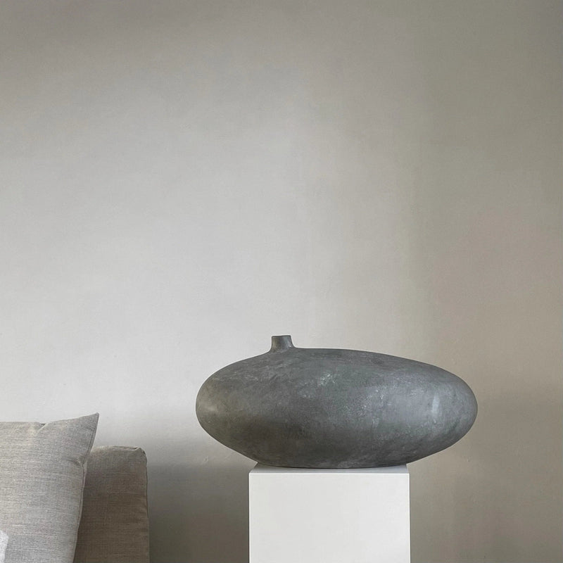 Submarine Vase - 101 Copenhagen Vases - Small - Dark Grey - HORNE