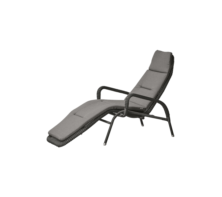 Sunrise Sunchair - Cane Line Outdoor Furniture - Taupe Natté w/QuickDry & Airflow System - HORNE