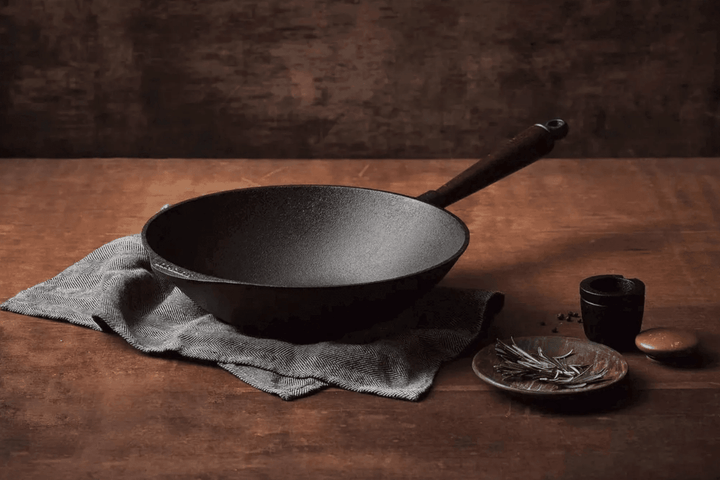 Wok with Walnut Handle - 12.2" - SKEPPSHULT - Cookware - HORNE