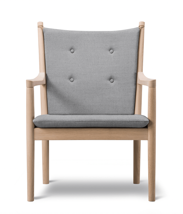 1788 Easy Chair - Soap Treated Oak - Fredericia - Chairs - Rime 151 - HORNE