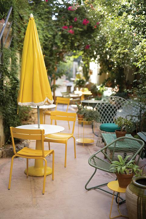 Luxembourg Stacking Side Chair - Set of 4