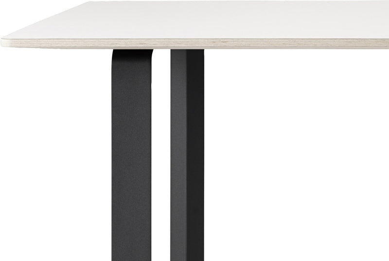 70/70 Table - 88.5