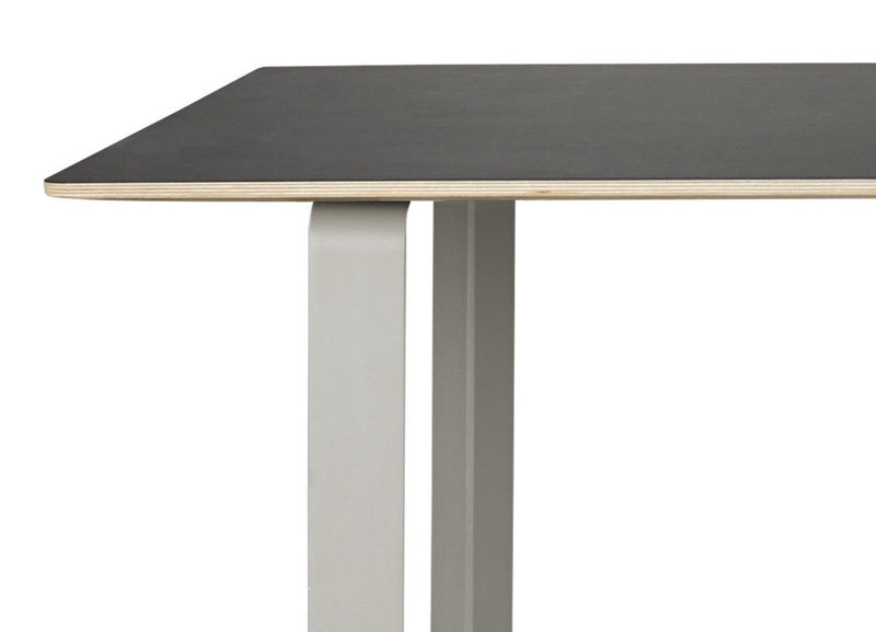 70/70 Table - 88.5