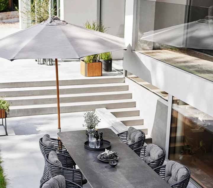 Classic Parasol With Pulley System - Cane Line - Outdoor Furniture - High - HORNE