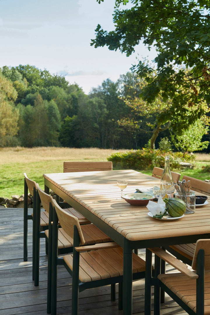 Pelagus Table - Skagerak by Fritz Hansen - Outdoor Furniture - Hunter Green - No Extension Plate - HORNE