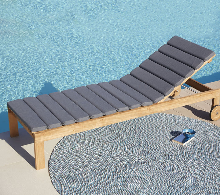 Amaze Teak Sunbed - Cane Line - Outdoor Furniture - Add QuickDry Grey Cushion - HORNE