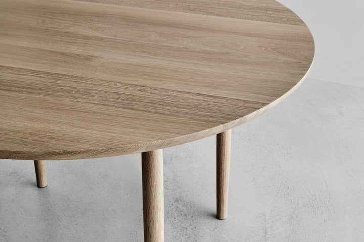 ARV Round Dining Table - 47.2"Ø - BRDR. Kruger - Tables - Fumed Oak - HORNE