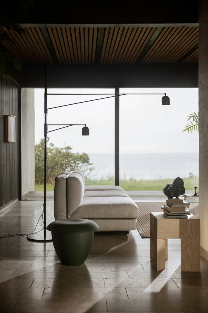 Awkward Light Floor Lamp - Karakter - Floor Lamps - HORNE